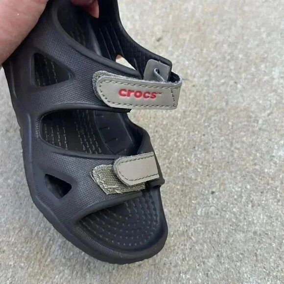 Crocs Kid’s Swiftwater River Walking Sandals - Picture 13 of 14